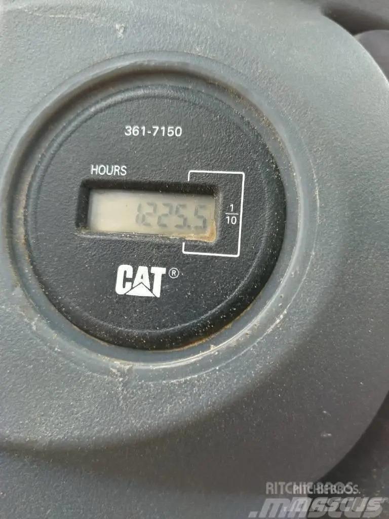 CAT CP 44 Valsetog