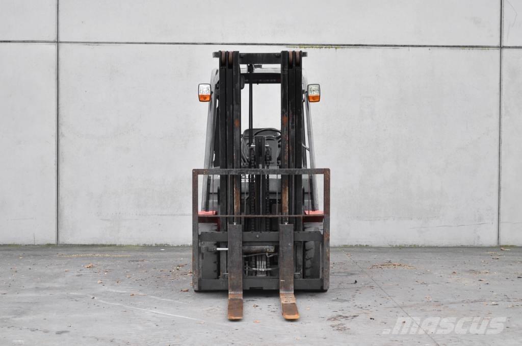 Manitou MI 30 D Diesel Trucker