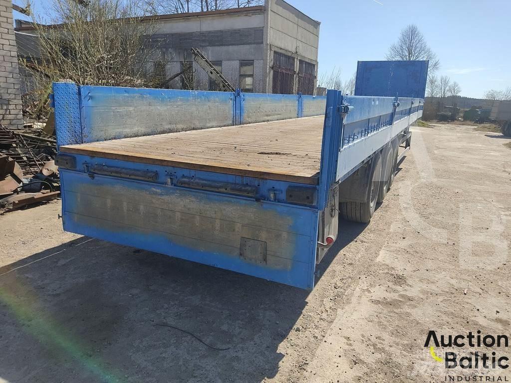 Kögel SN 24 Gardintrailer