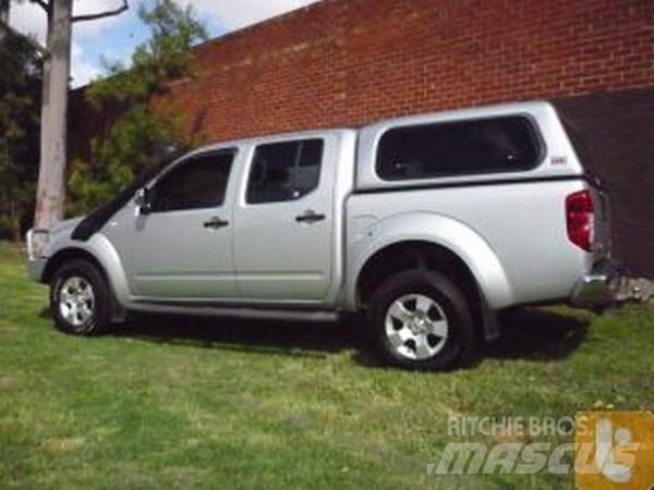 Nissan NAVARA ST-X Varebiler