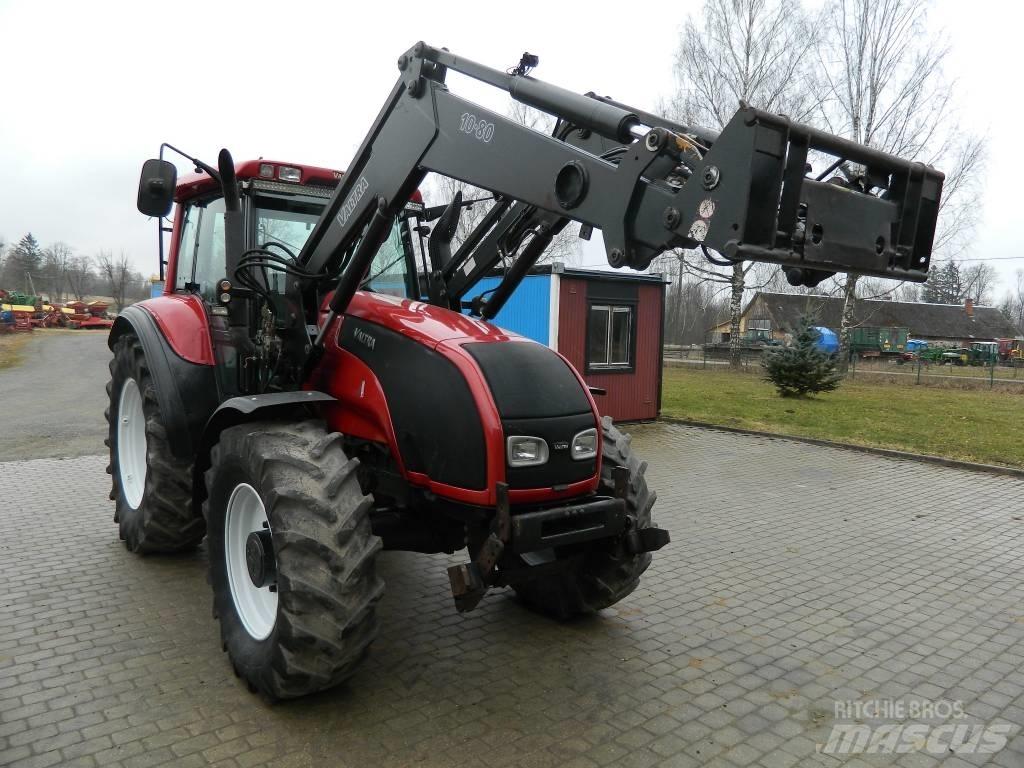 Valtra T 140 Traktorer