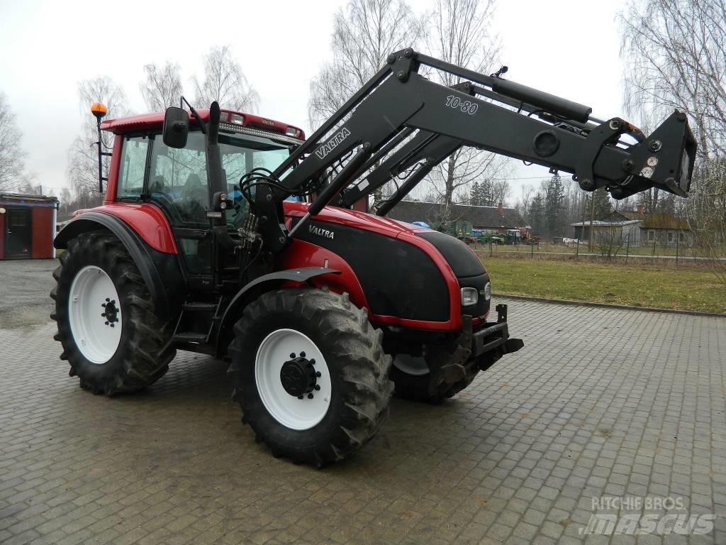Valtra T 140 Traktorer