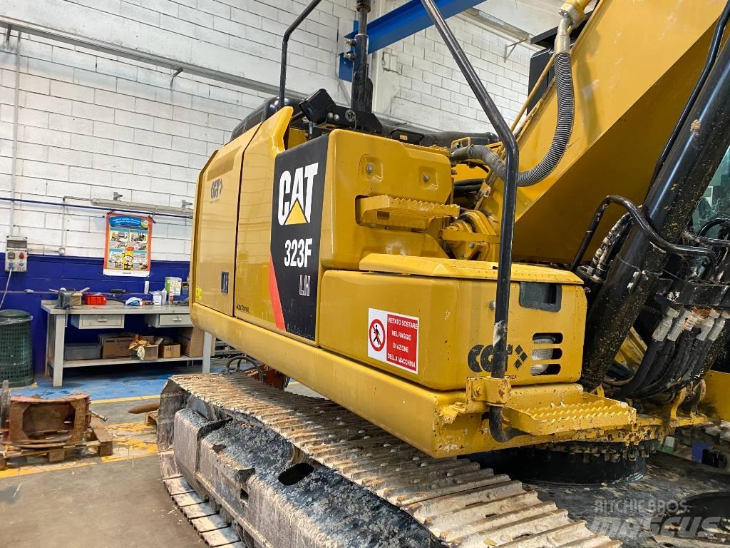 CAT 323F LN Beltegraver