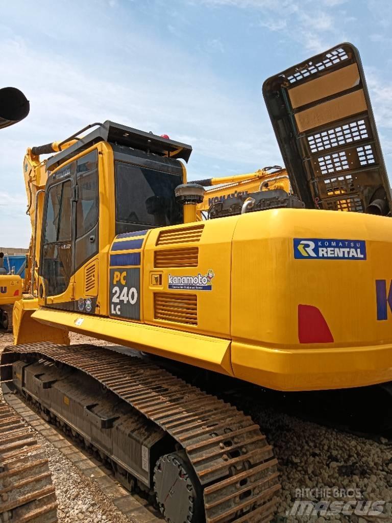Komatsu PC 240 Beltegraver
