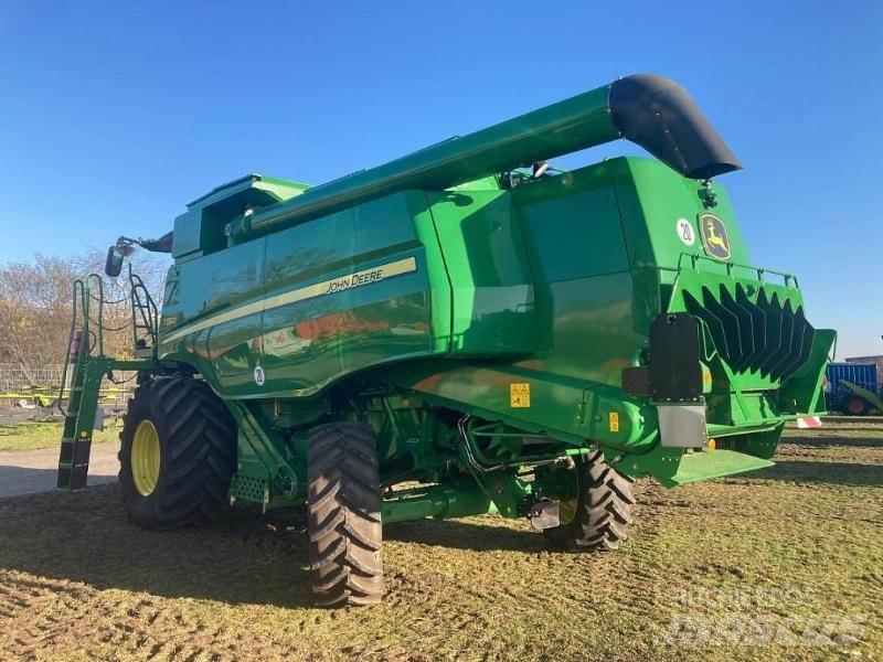 John Deere T 550 i Skurtreskere