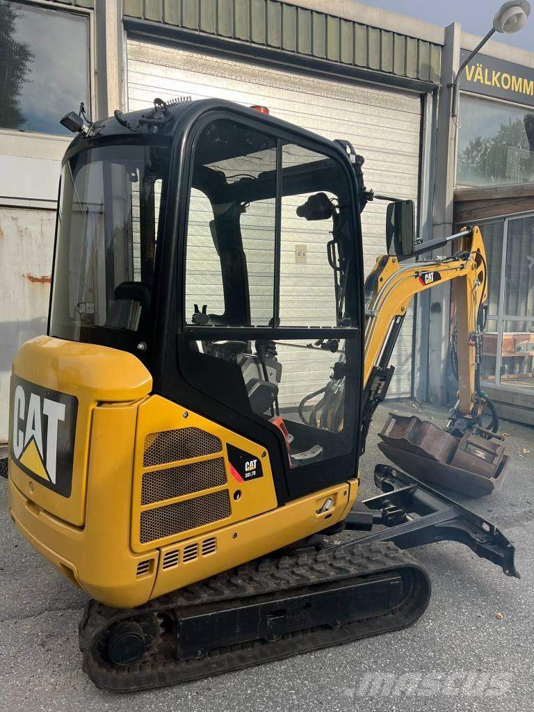 CAT 301.7 D Rototilt Minigravere <7t