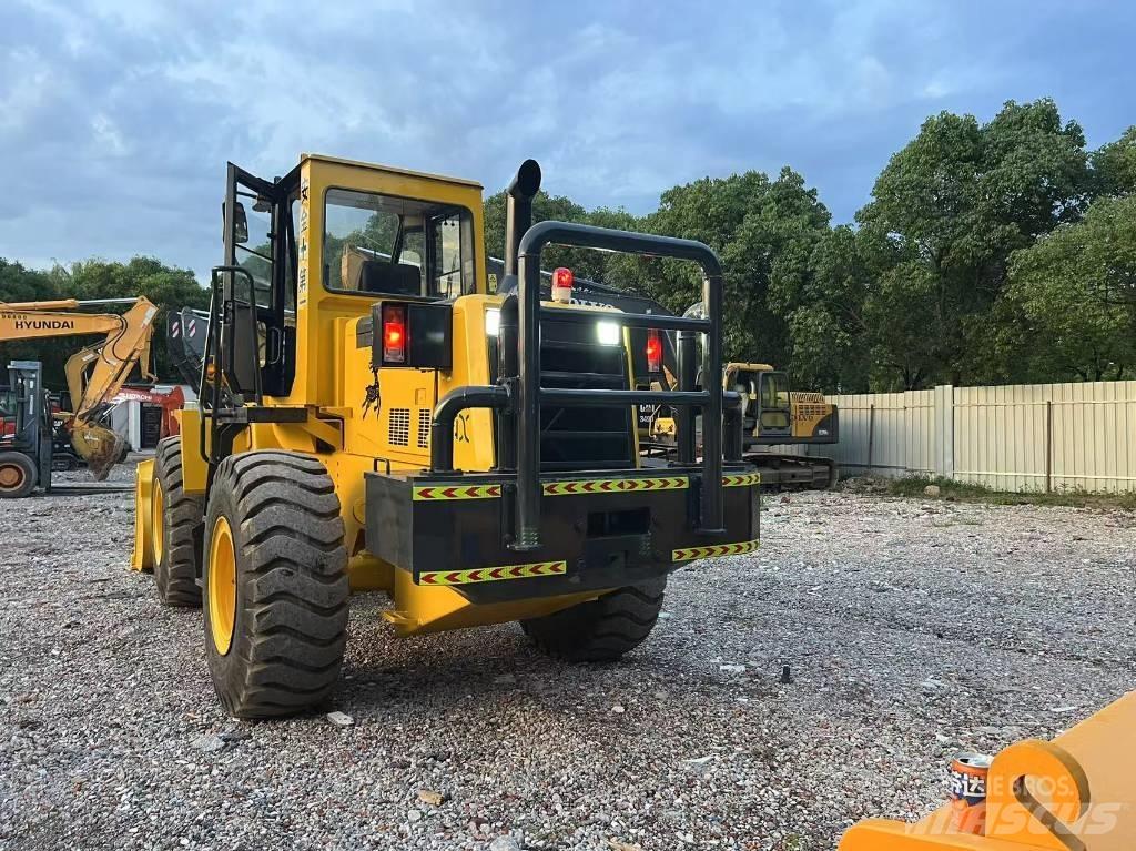 Komatsu WA 320-3 Hjullastere
