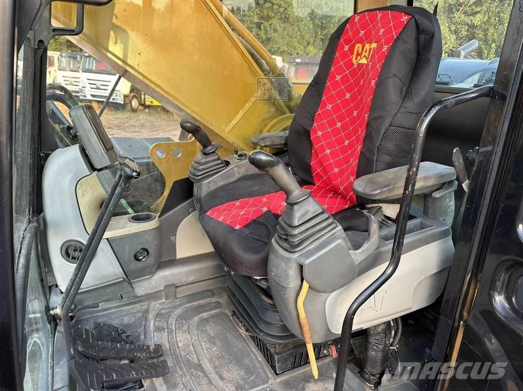 CAT 330DL Beltegraver