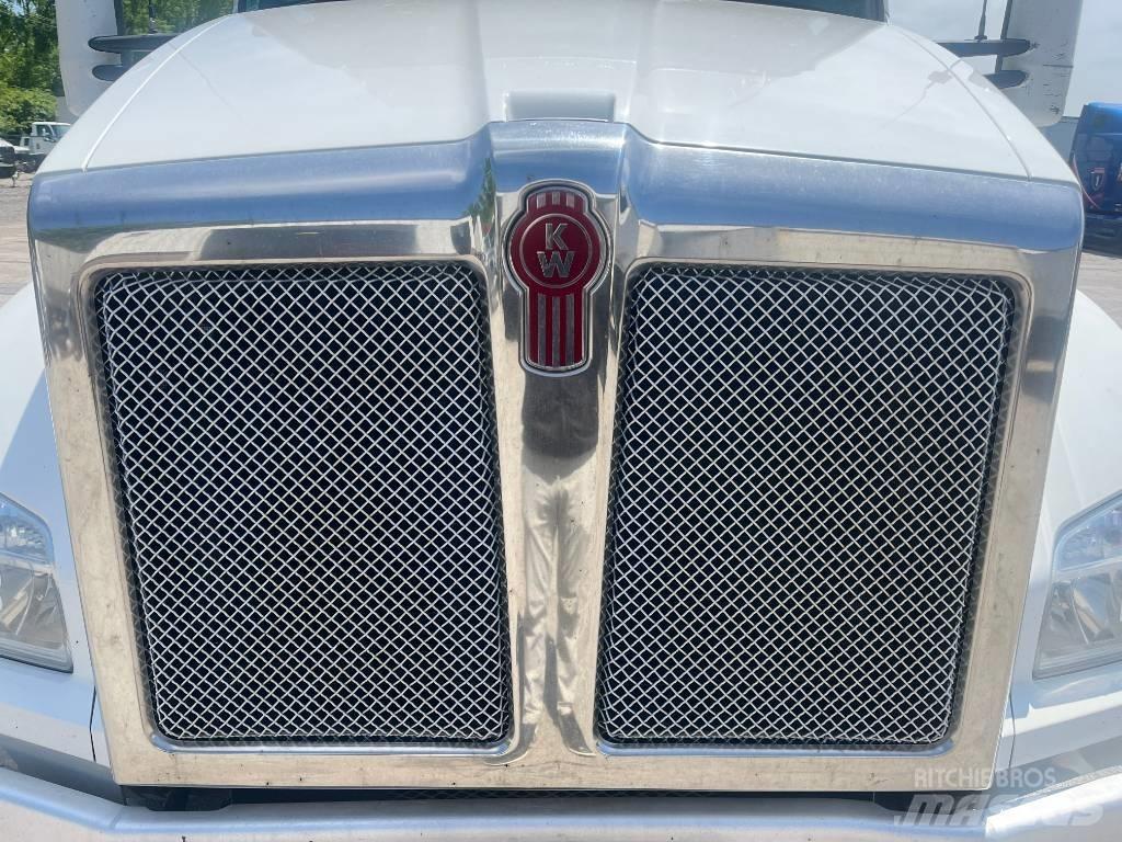 Kenworth T 880 Trekkvogner