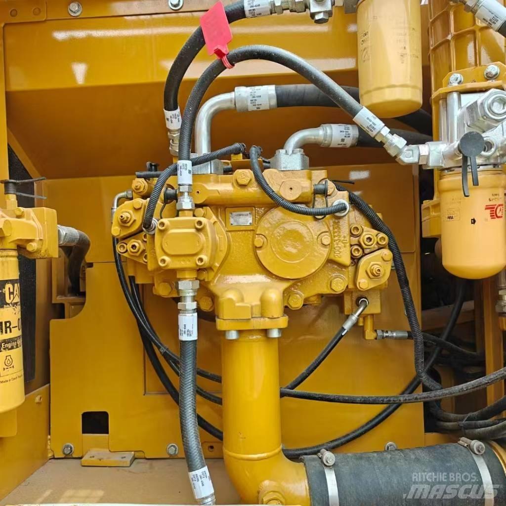 CAT 329 D Beltegraver