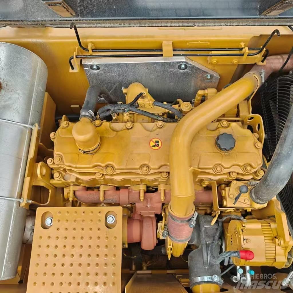 CAT 329 D Beltegraver