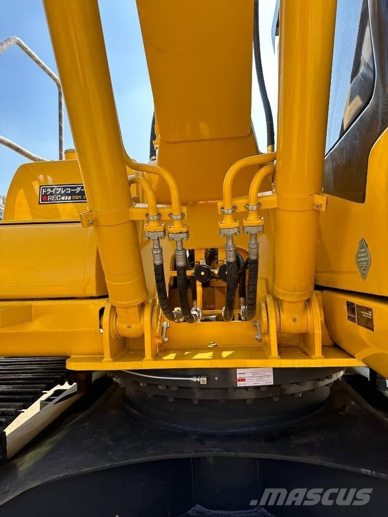 Komatsu PC 220-7 Beltegraver
