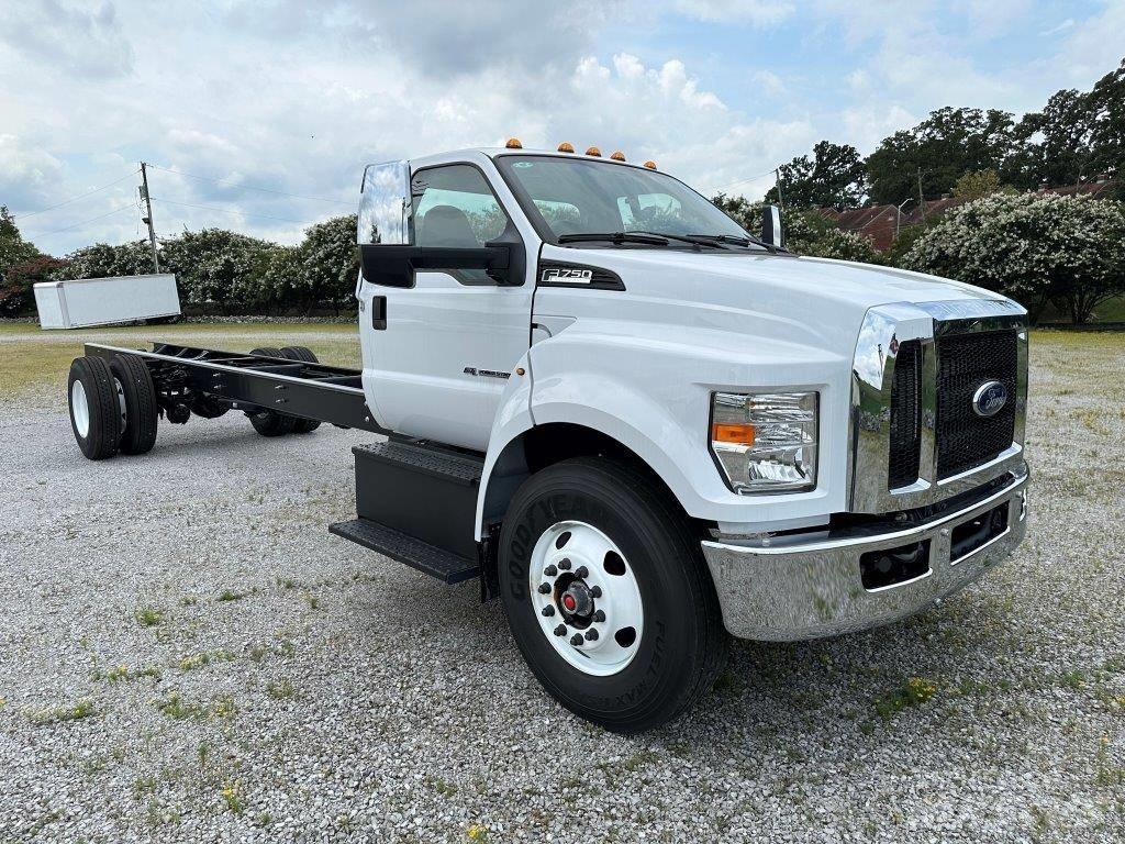 Ford F 750 Chassis