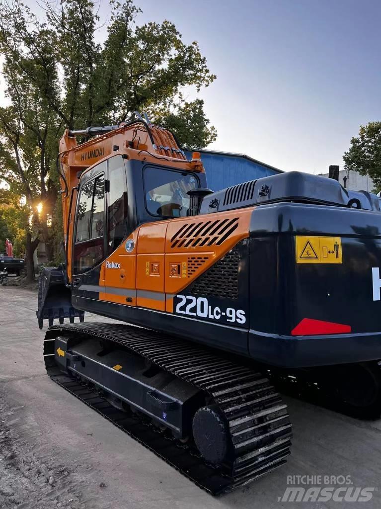 Hyundai 220LC-9S Beltegraver