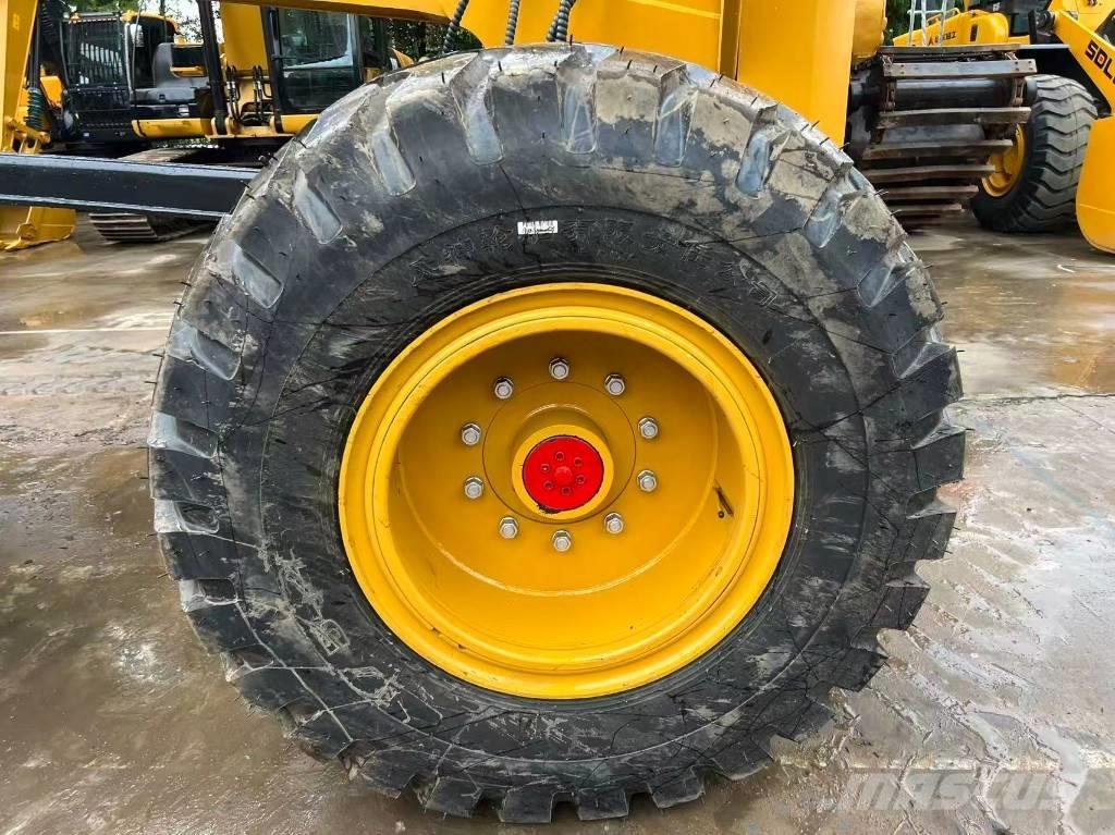XCMG GR 1803 Veihøvler