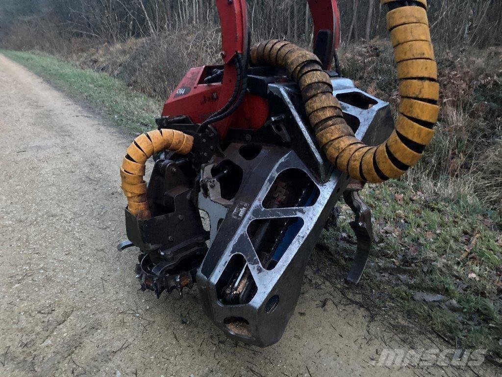 Komatsu C 144 Hogstmaskiner