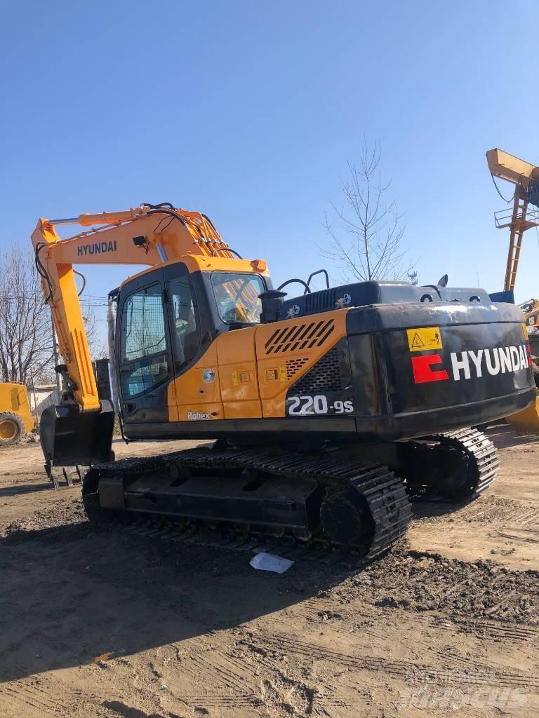 Hyundai 220-9s Beltegraver