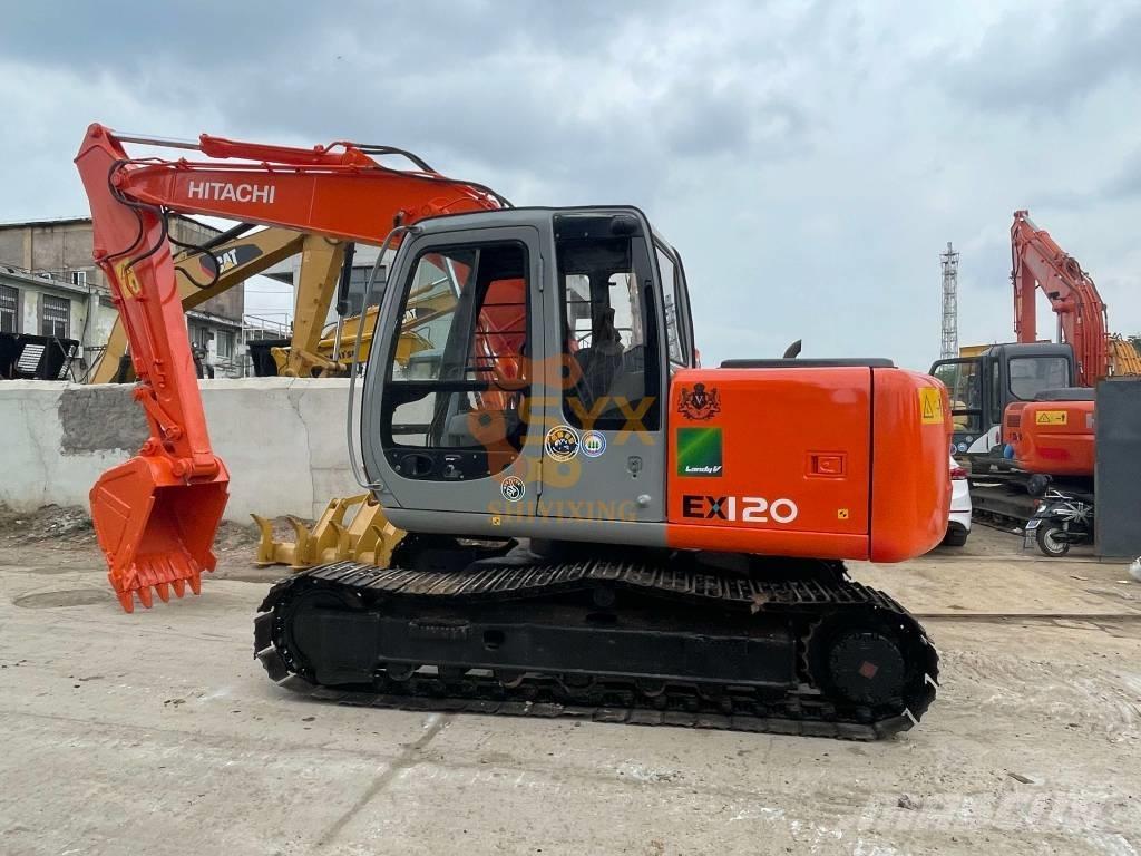 Hitachi EX 120 Beltegraver