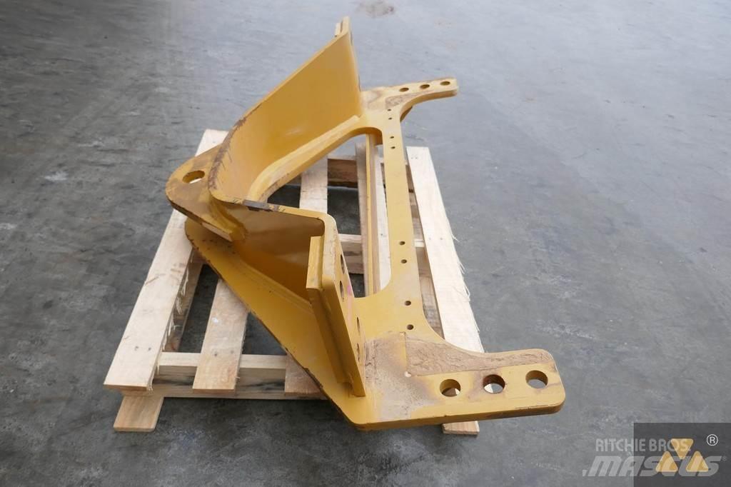 CAT 140M3 Drawbar Transport - Annet