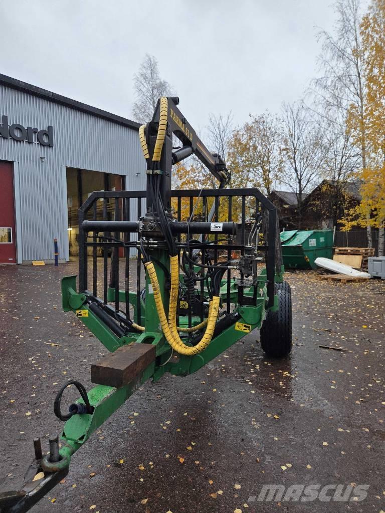 Farma 8T Tømmerhengere