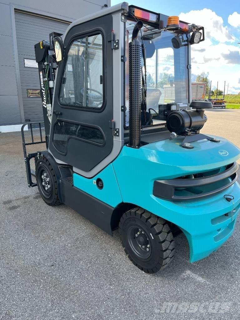 Baoli KBD30 Triplex Diesel Trucker