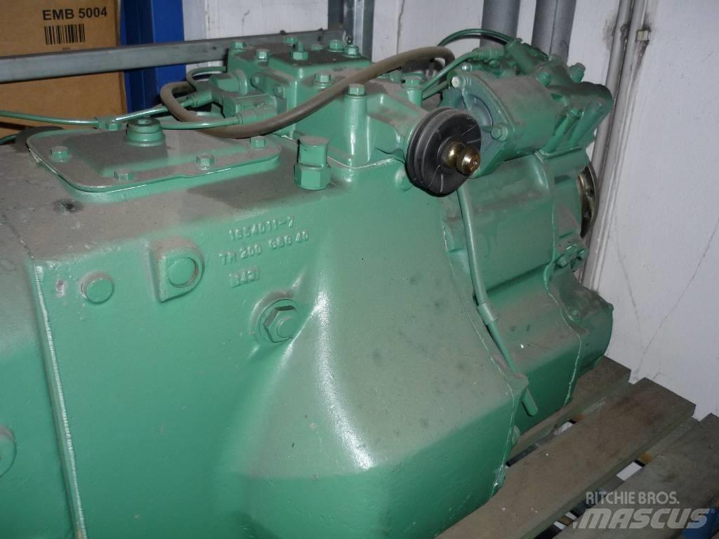 Volvo SR 2000 / 2400 Girkasser