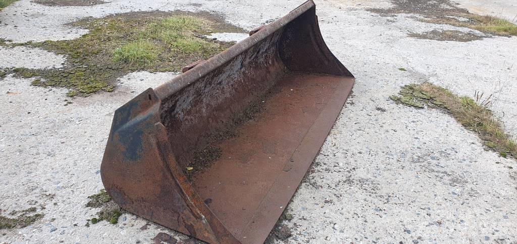 Ålö 240HD Frontlaster ektrautstyr