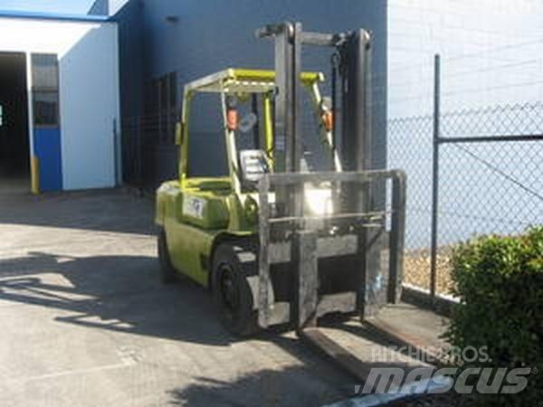 Mitsubishi FD45 Gaffeltrucker - Annet