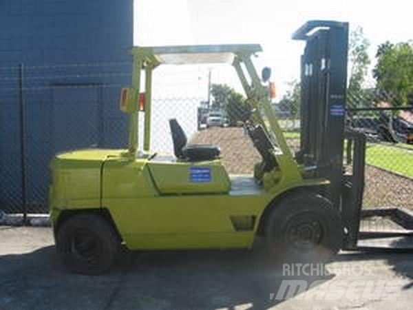 Mitsubishi FD45 Gaffeltrucker - Annet