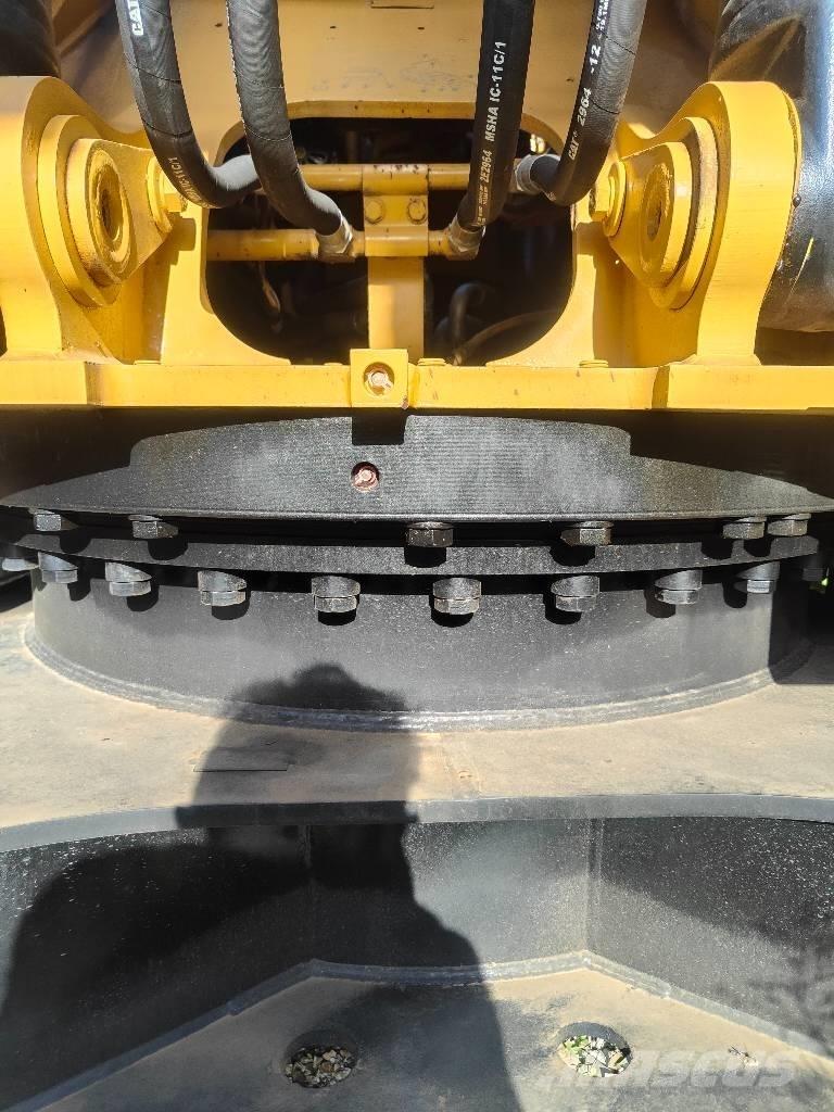 CAT 330 D Beltegraver