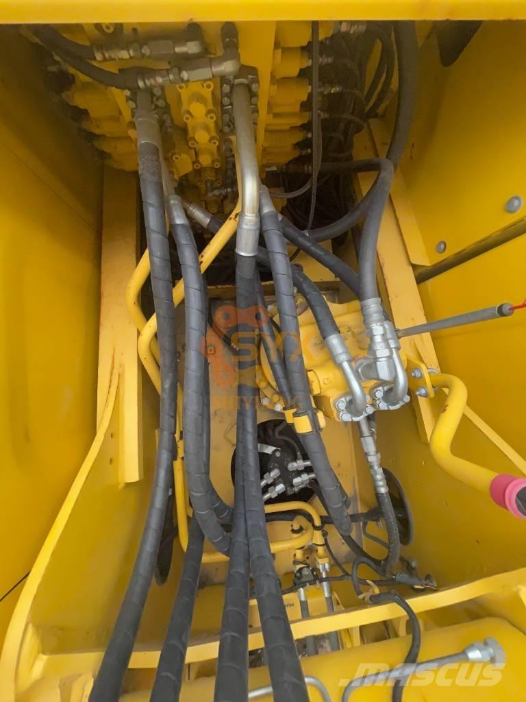 Komatsu PC 200-8 Beltegraver