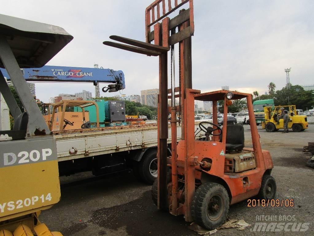 Toyota 2FD25 Gaffeltrucker - Annet