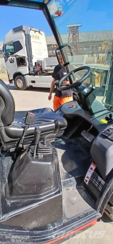 Manitou MSI 30 D Diesel Trucker