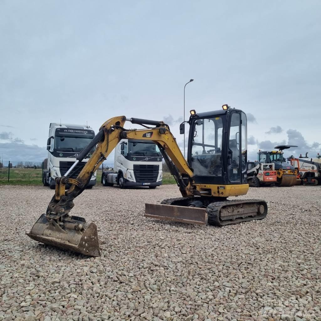 CAT 302.7 D CR Minigravere <7t