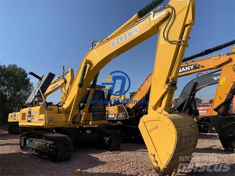 Komatsu 350-8 Beltegraver