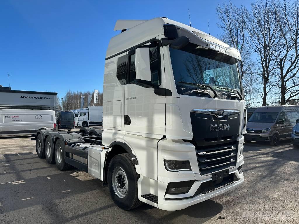 MAN TGX 35.540 8X4-4 Chassis