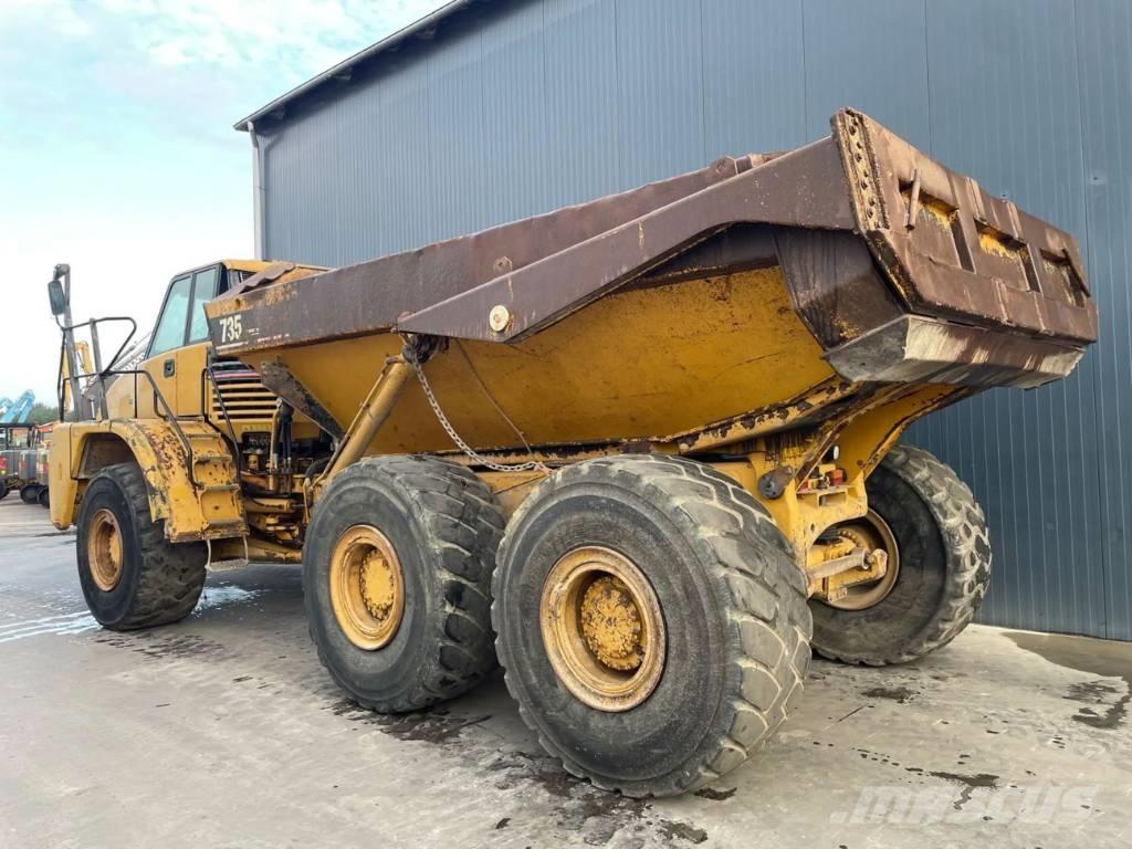 CAT 735 Rammestyrte Dumpere