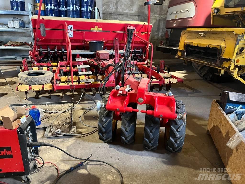Väderstad Rapid400C Kombinerte såmaskiner