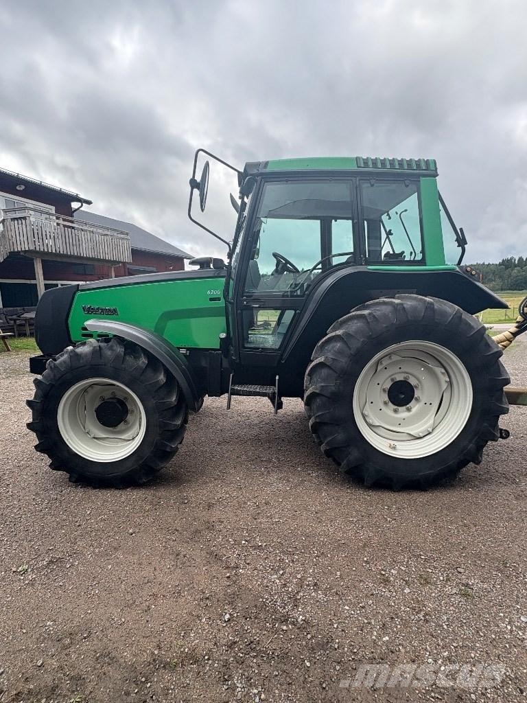 Valtra 6200-4 Traktorer