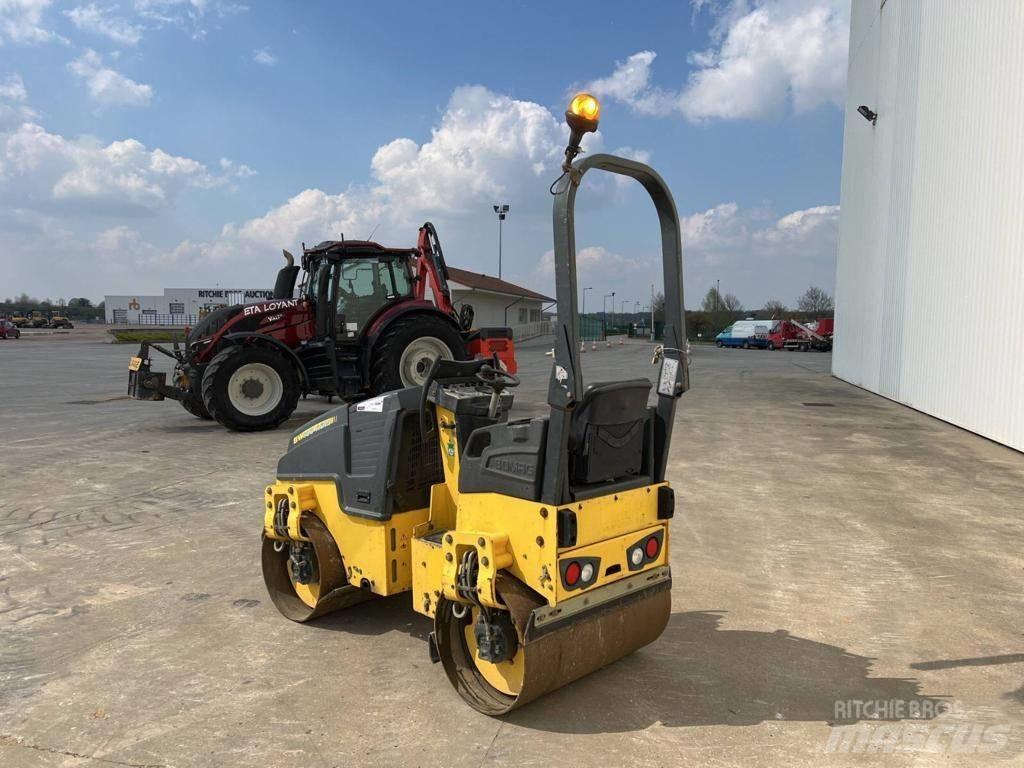 Bomag BW 100 AD M-5 Tandem Valser