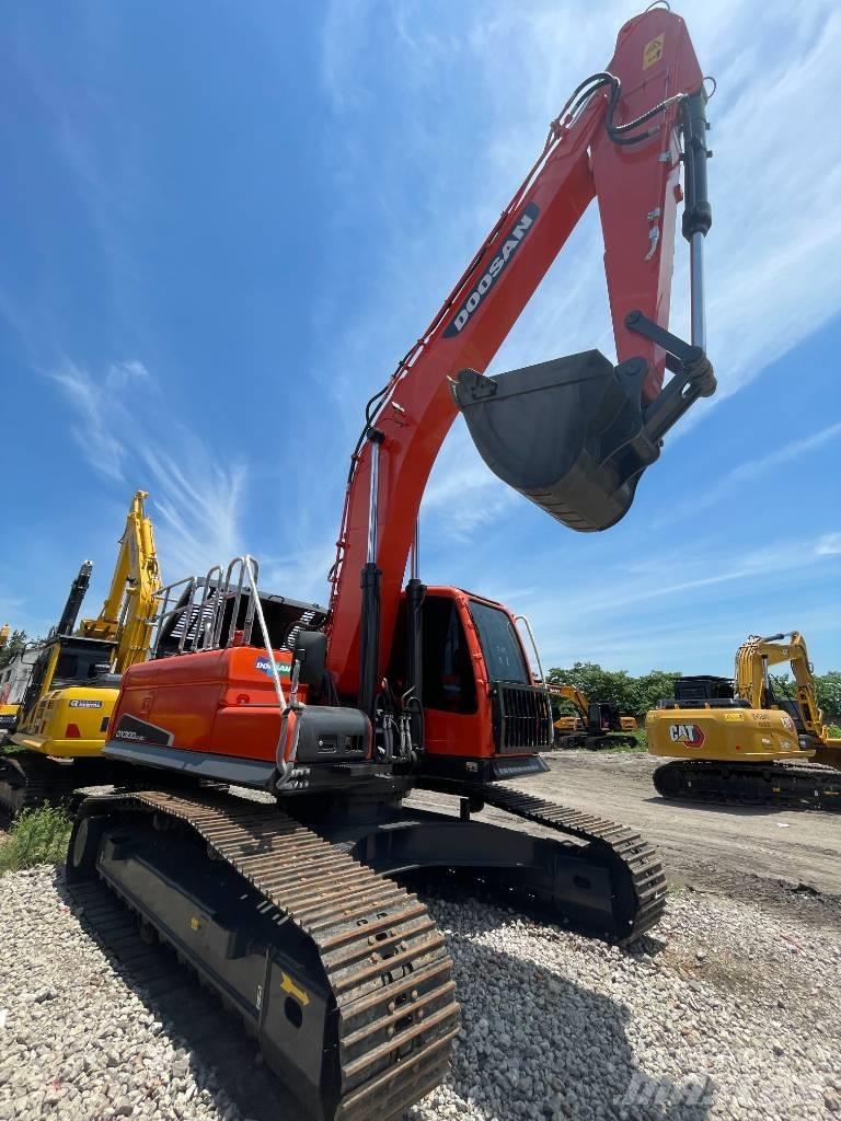 Doosan DX 300 Beltegraver