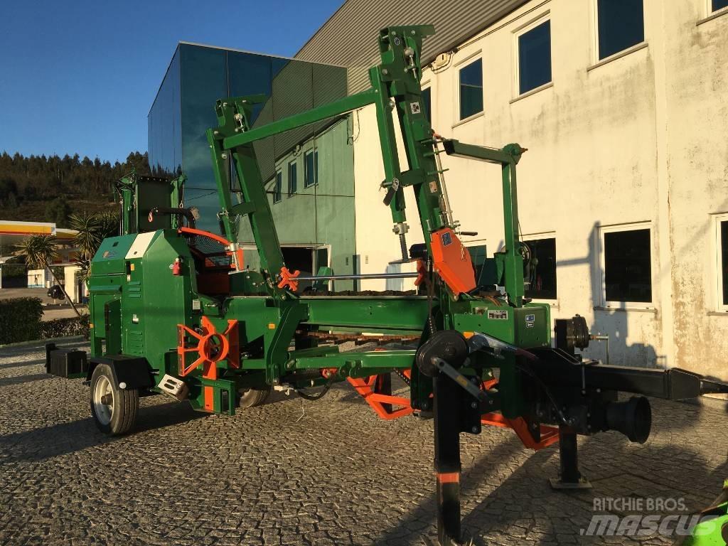 Posch k-415 Vedkløvere, kappemaskiner og flismaskiner