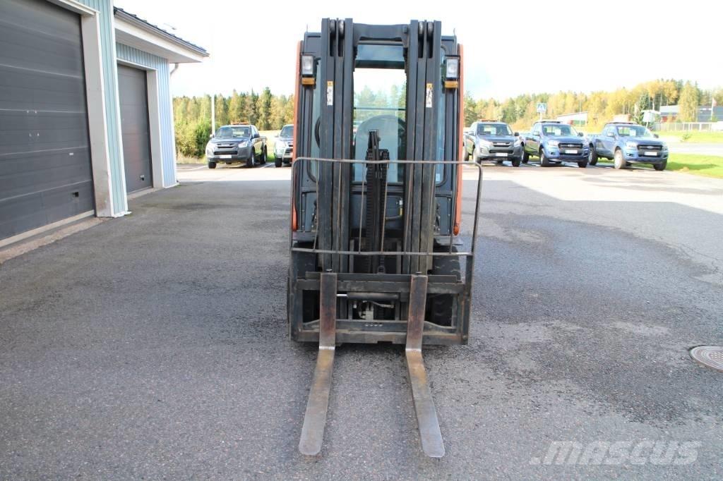 Doosan D 25 S Diesel Trucker