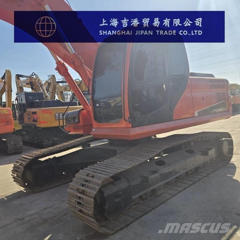 Doosan DX 225 Beltegraver
