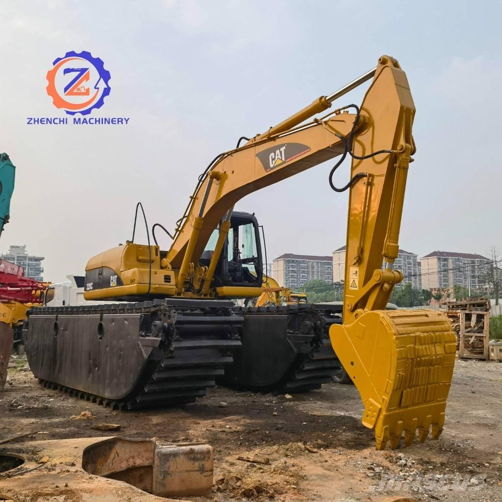 CAT 320 C Amfibiske Gravemaskiner