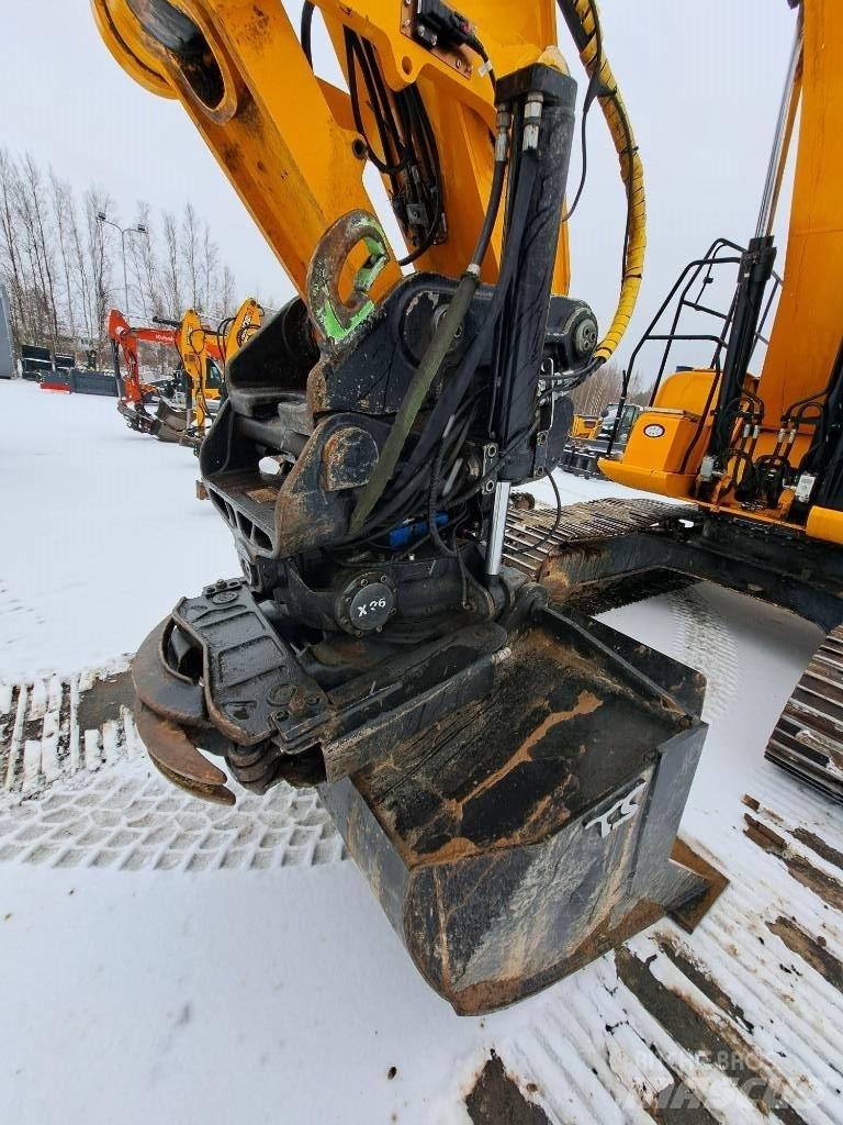 JCB JS210LC T4F Beltegraver