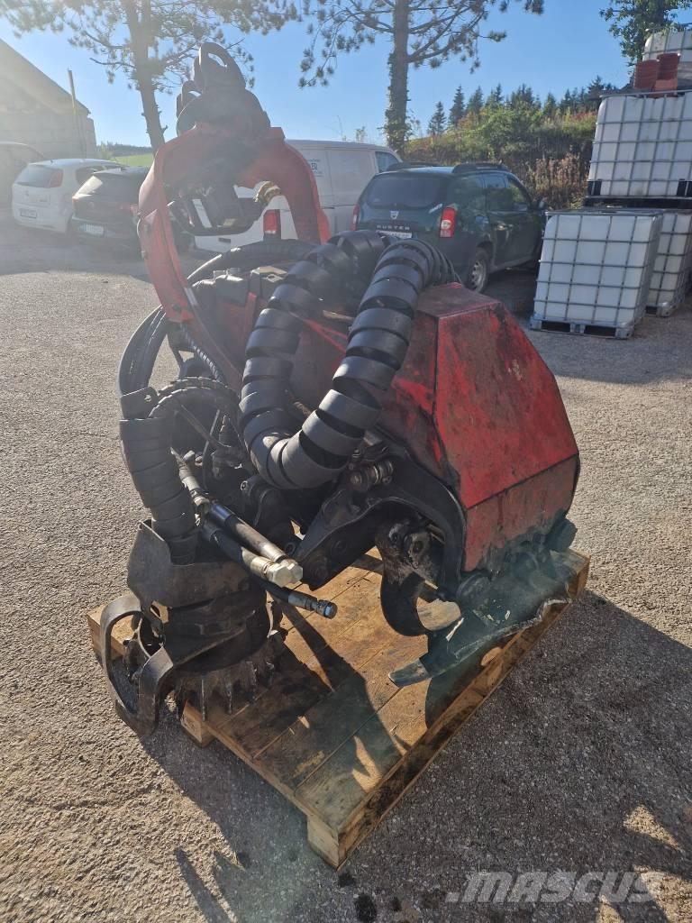 Komatsu 124 Treknusere