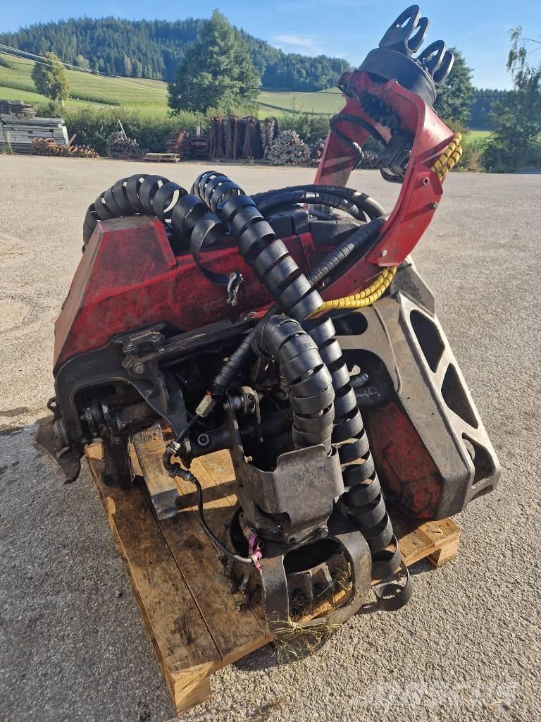 Komatsu 124 Treknusere