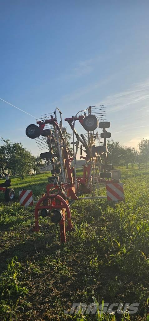 Pöttinger TOP 702C Raker og høyvendere