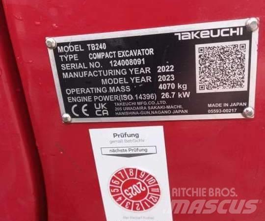 Takeuchi TB 240 DPF Minigravere <7t